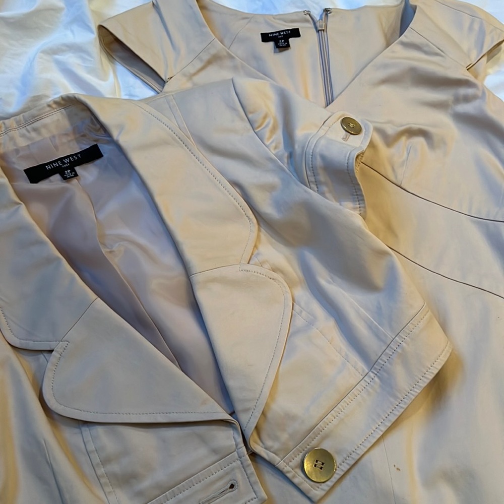 Nine west suit